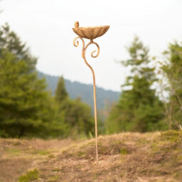 Hand-Finished Metal Stake Birdbath with Decorative Bird Design and Weathered Rust Finish for Outdoor Use