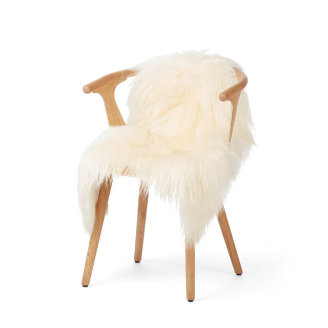 Icelandic Sheepskin Off White Indoor/Outdoor Rug