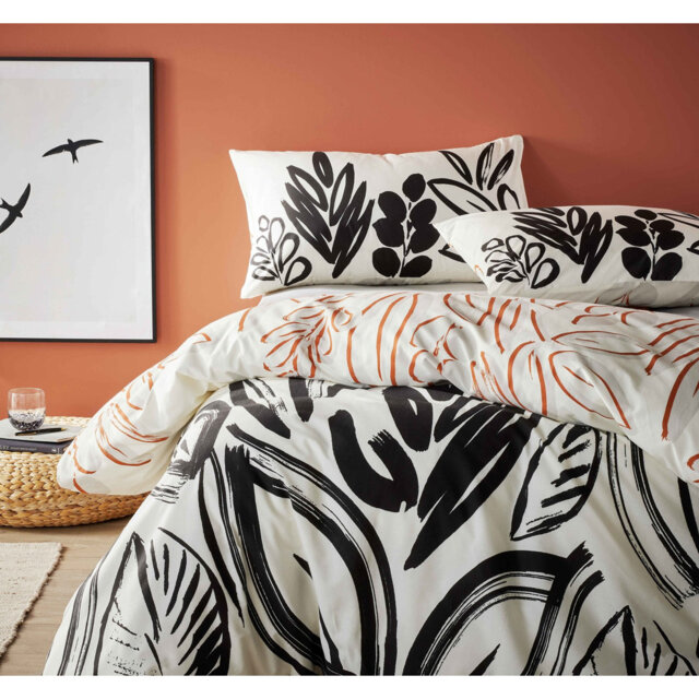Aliyaha Floral Duvet Cover Set with Pillowcases Included