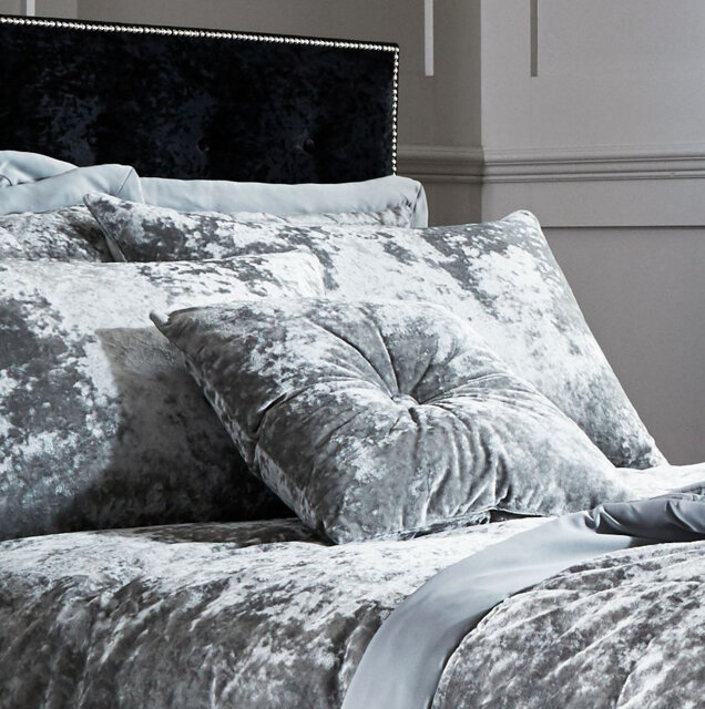 Crushed Velvet Cushion with Filling