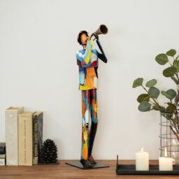 Hartle Figurines & Sculptures