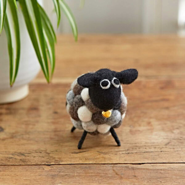 Animals Figurines & Sculptures