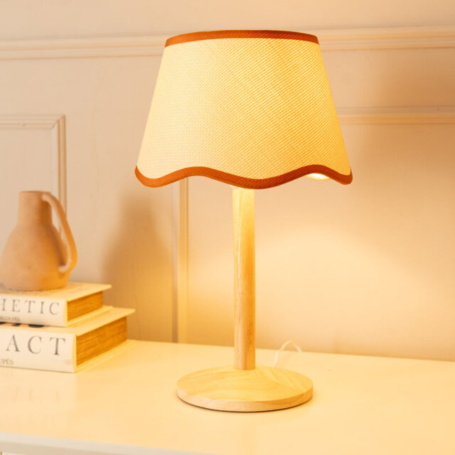 Glynda Table Lamp