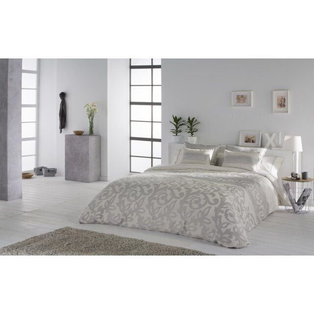Evalyn Polyester Ikat Duvet Cover