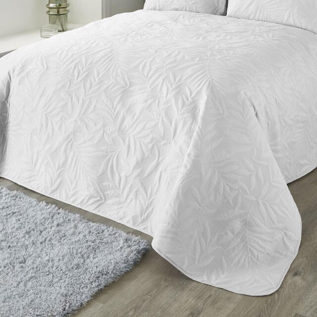 Zaragoza Polyester Floral Bedspread