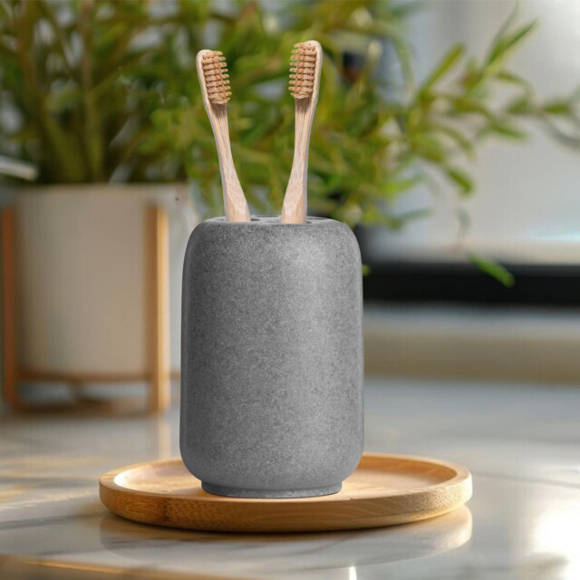 Boban Toothbrush Holder