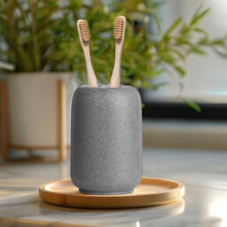 Boban Toothbrush Holder