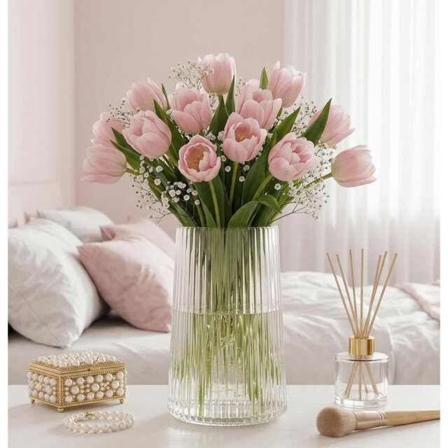 20CM Modern Ribbed Glass Vase, Decorative Flower Vase for Home, Coffee Table & Wedding