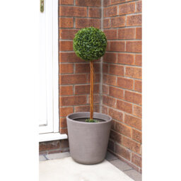 Plants & Flowers Plastic Garden Statue