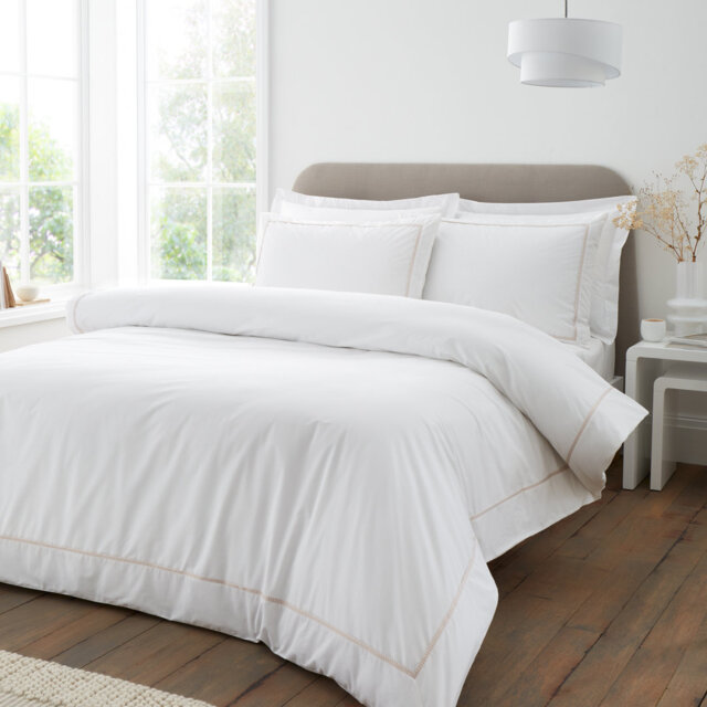 Contrast Trim 200 Thread Count Cotton Duvet Cover Set