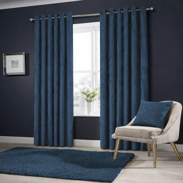 Winkel Premium Velvet Eyelet Ready Made Thermal Drapes & Curtains