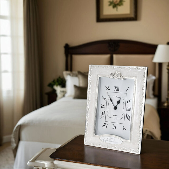 Traditional Roman Numeral Resin Quartz Movement / Crystal Tabletop Clock White