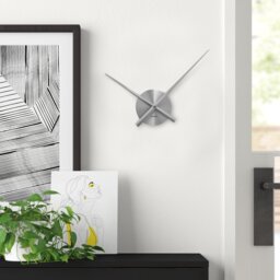 Barrientez Classic Wall Clock