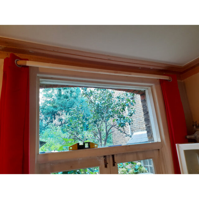 Severin Curtain Single Pole