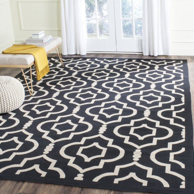 Mandel Looped/Hooked Ivory/Black Indoor/Outdoor Rug
