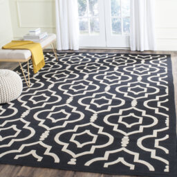 Mandel Looped/Hooked Ivory/Black Indoor/Outdoor Rug