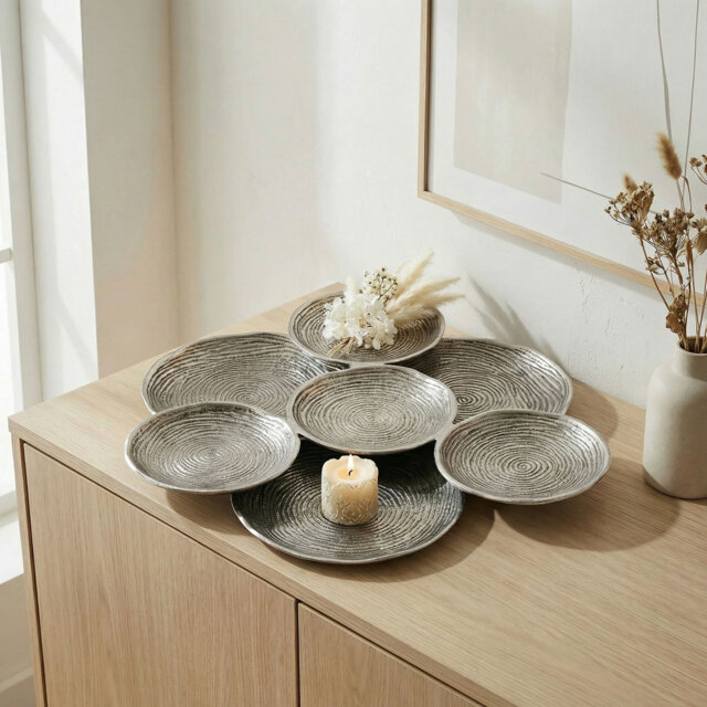 Round Gold Aluminium Spiral Decorative Bowl