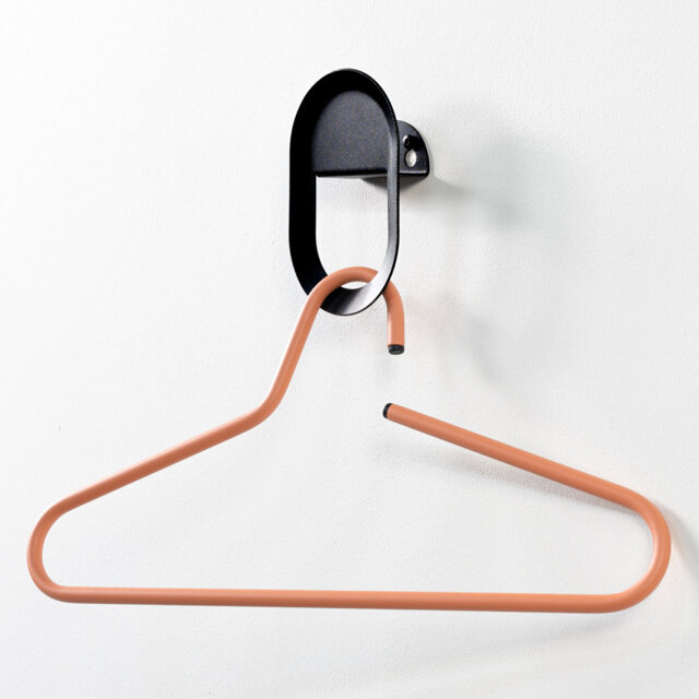 Spinder X OnMateria Steel Wall 1 - Hook Coat Rack