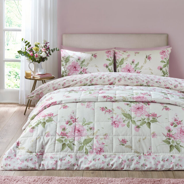 Avebury Floral Reversible Quilted Bedspread