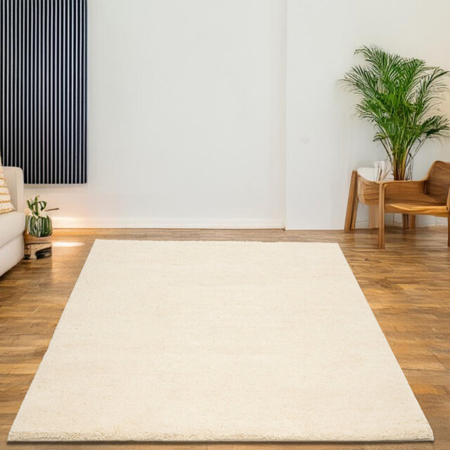 Taza Royal Handmade Wool Berber Rug Pinney in Cream