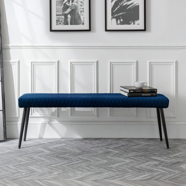 Wynnfield Upholstered Bench