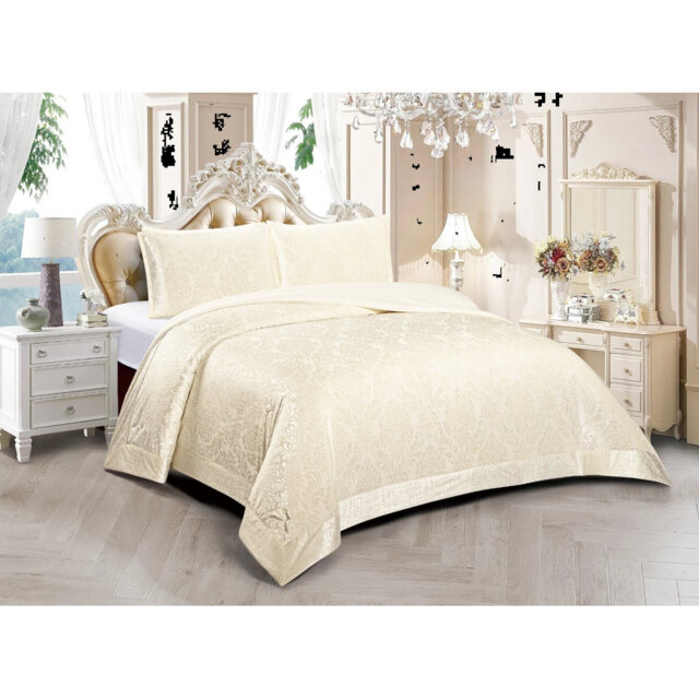 Microfiber Bedspread with Pillow Shams Included