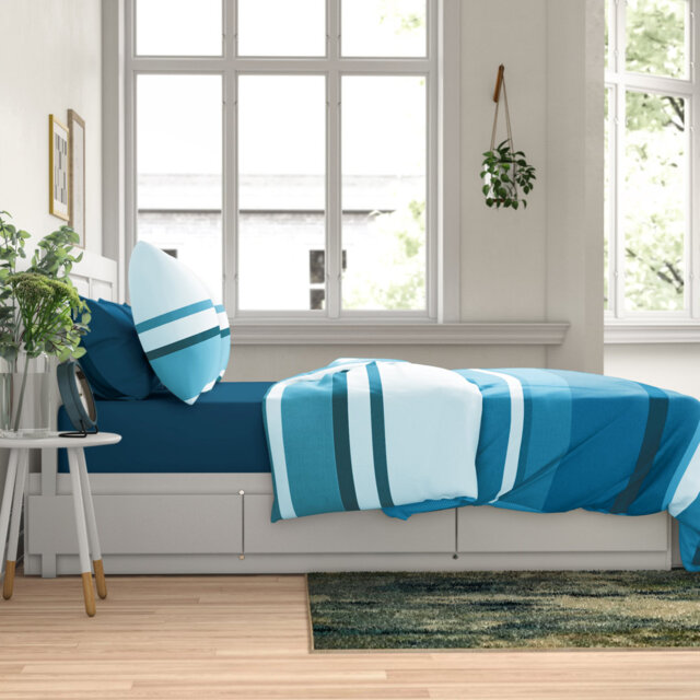 Printed Polycotton Duvet Cover Set with Pillowcases Delivering Lightweight Comfort