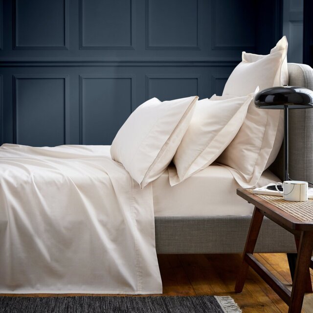 BOB 600TC EQYPTIAN COTTON Egyptian Cotton Plain Weave / Muslin Fitted Sheet