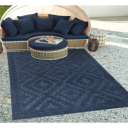 Carrieann Geometric Indoor / Outdoor Area Rug