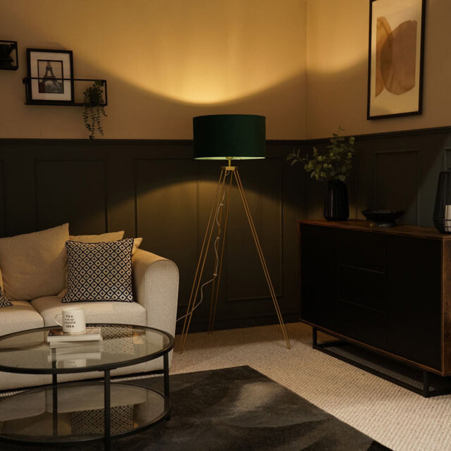 Dundrod 127cm Powder Coated Tripod Floor Lamp Set