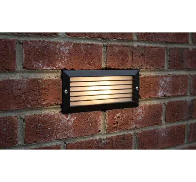 Bricklight Black Step Light