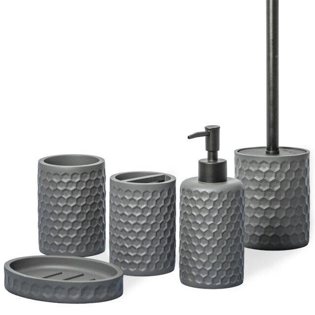 Richana Bathroom Accessory Set
