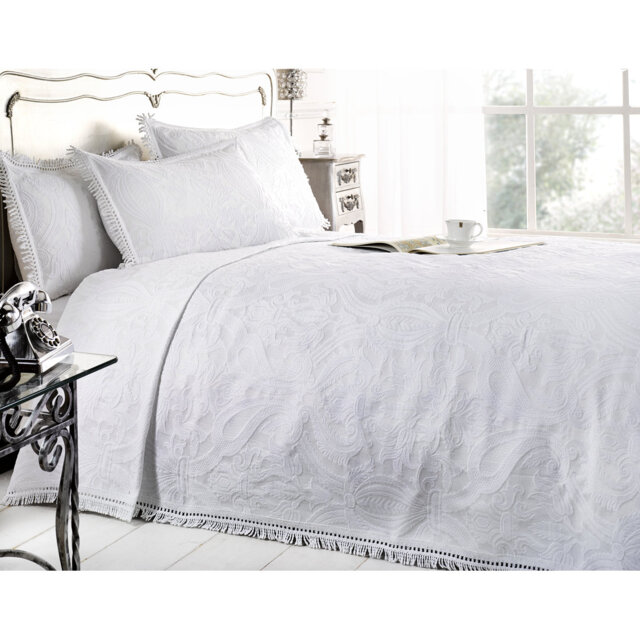 Saint-Brieuc Damask Sham with Pillow Shams