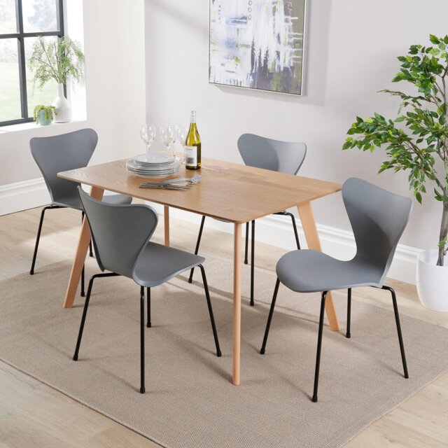Velva 4 - Person Dining Set