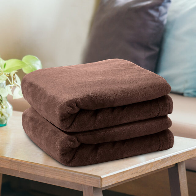 Plush Mink Fleece Blanket – Ultra-Soft, Lightweight Throw For All Seasons