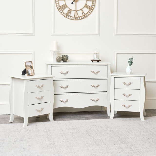Adamina Piece Bedroom Set