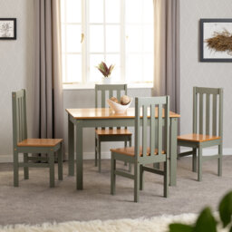 Bradmoor Dining Set