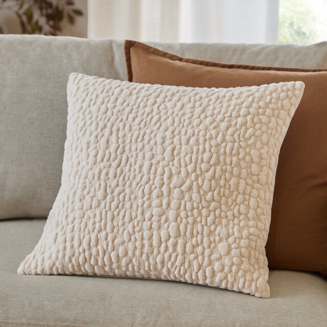 Pebble Chenille Cushion