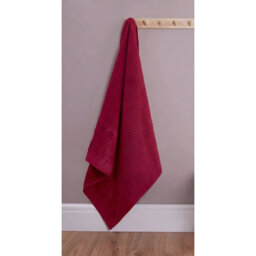 Versailles Jacquard Bath Sheet Ruby
