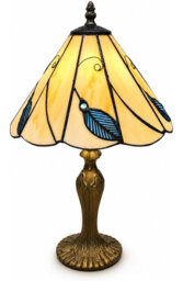 Ashelynn Resin Table Lamp
