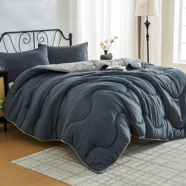 Coverless Duvet Double - 200X200cm - 10.5 Tog Reversible Two Color Comforter - Waves Design, Soft Microfibre Warm Bed Quilt Bedding For All Seasons, M