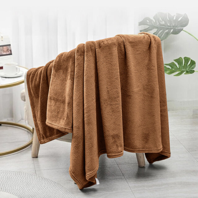 Premium Ultra-Soft Mink Fleece Blanket - Plush, Lightweight & Warm - Cozy Throw for Bed & Sofa