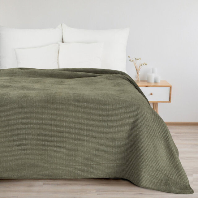 Montevia Polyester No Pattern Bedspread