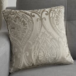 Chateau Cushion with Filling