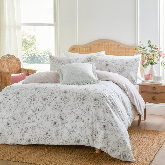 Bella Cotton Blend Floral Duvet Cover Set with Pillowcases Included