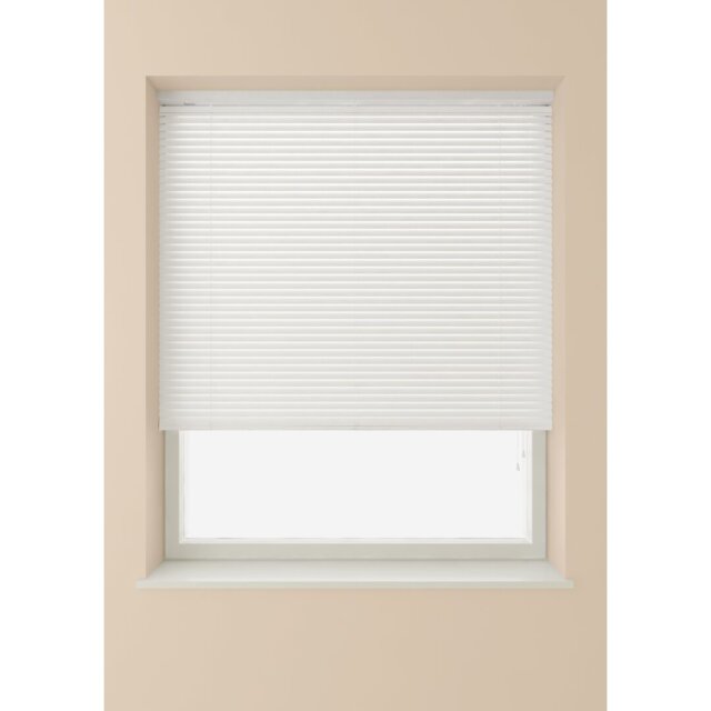Light Filtering Venetian Blind