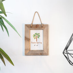 "Nicola Spring - Rustic Hearts Hanging Photo Frames - 6 x 4"" - Natural"