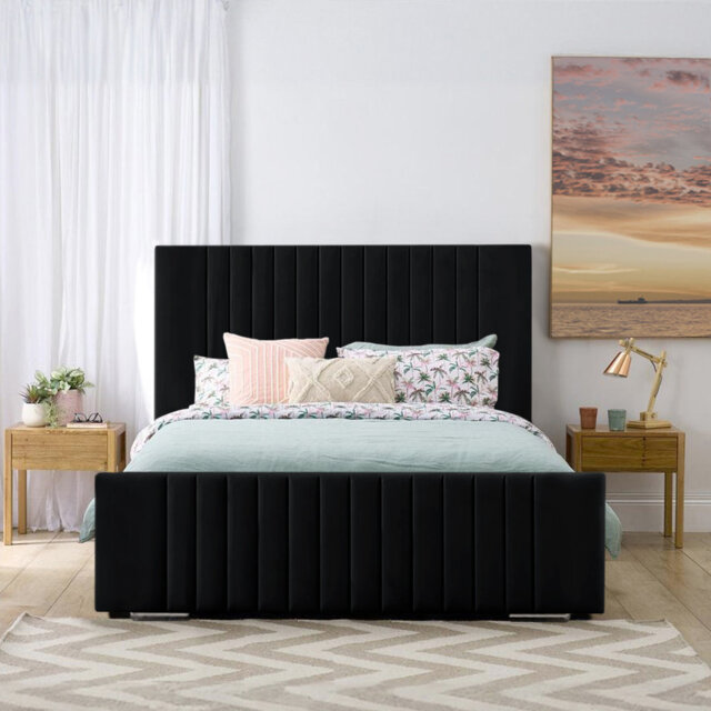 Aerys Upholstered Bed