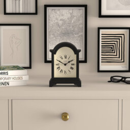 Roman Numeral Plastic / Acrylic Quartz Movement / Crystal Tabletop Clock