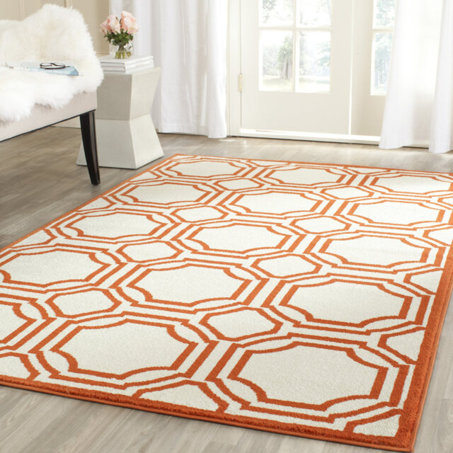 McMillian Looped/Hooked Ivory/Orange Rug